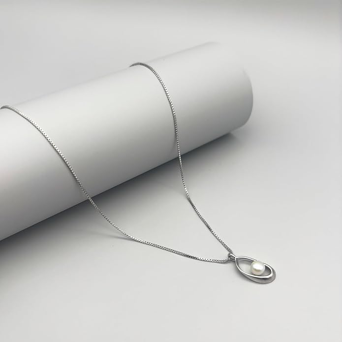 Pearl Necklaces for Women,Charm Choker Necklaces with Natural Freshwater Cultured Pearls,Dainty Pendants Necklaces Daily Wear or Fashion Gift for Women