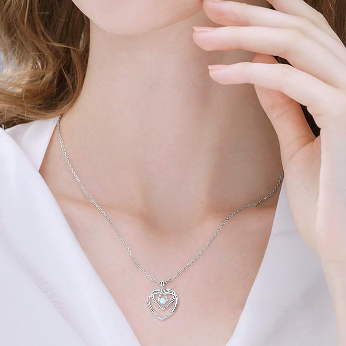 Palpitate Heart Necklaces for Women Forever Love Pendant Necklace Anniversary Valentine's Day Gifts for Lovers Wife Her Mom