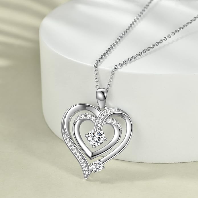 Necklace Gifts for Mom, Mother Child Moissanite Diamond Necklace, 18K White Gold Plated Silver Mother Daughter Heart Pendant Necklace for Women Mom Jewelry Gift for Her Mother Mom Grandma, 18+2 Inch