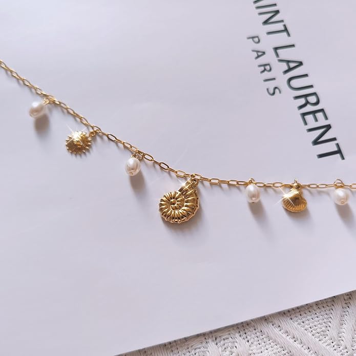 Charm Necklace for Women - Dainty Gold Paperclip Beach Charm Necklace Cute Shell Necklace Moon Star Accessory Beach Cross Hexagram Pendant Preppy Stuff Summer Jewelry for Women