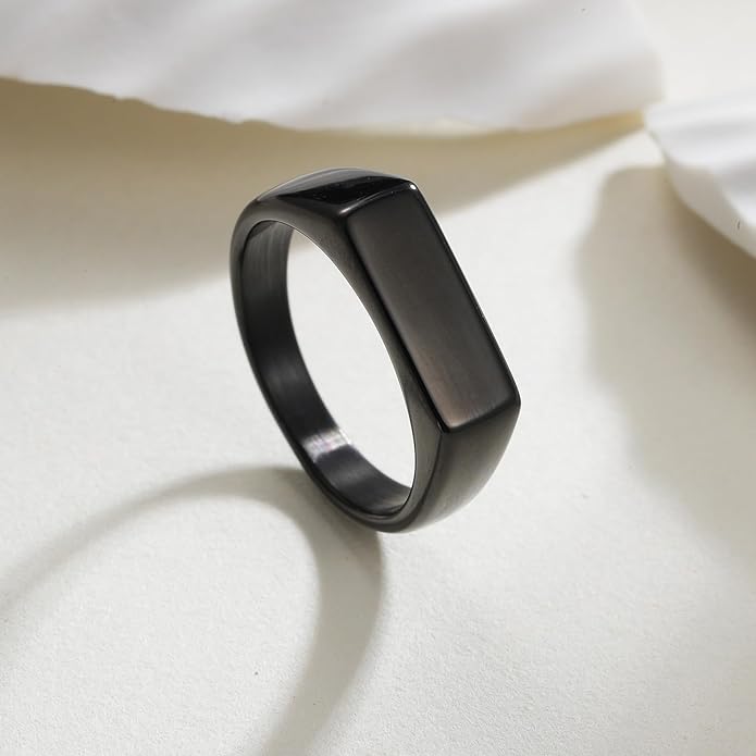 Mens Signet Rings Stainless Steel Pinky Ring for Men Women Silver/Black/Gold Square Cool Finger Ring, Gift for Dad Husband