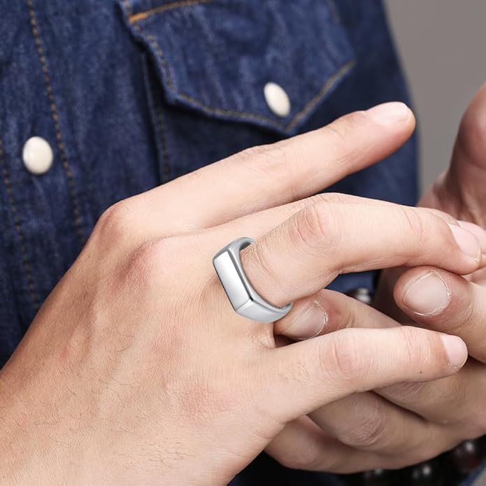 Mens Signet Rings Stainless Steel Pinky Ring for Men Women Silver/Black/Gold Square Cool Finger Ring, Gift for Dad Husband