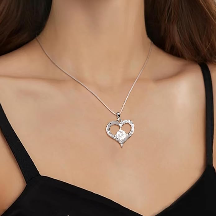 1 Carat Moissanite Heart Pendant Necklace in 925 Sterling Silver – Diamond-Like Sparkle, Romantic Gift for Her, Hypoallergenic & Tarnish-Resistant