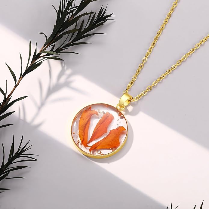 Forget-Me-Not and Queen Anne's Lace Pressed Wildflower Necklace | Birth Month Real Flower Necklace | Gold/Silver Pressed Flower Jewelry | Personalized Handmade Jewelry