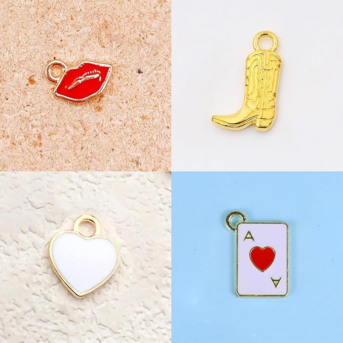 Choistily Charm Necklace Dainty Gold Western Outfit Beach Jewelry for Women Trendy Cowgirl Accessories for Women Gold Bow Sea Shell Pendant Necklace Preppy Stuff Summer Jewelry 2025