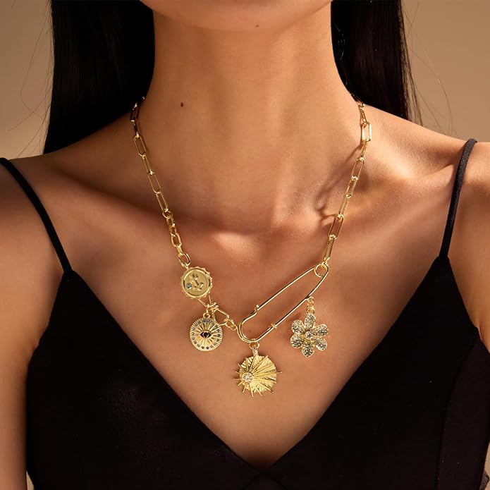 Choistily Charm Necklace Dainty Gold Western Outfit Beach Jewelry for Women Trendy Cowgirl Accessories for Women Gold Bow Sea Shell Pendant Necklace Preppy Stuff Summer Jewelry 2025