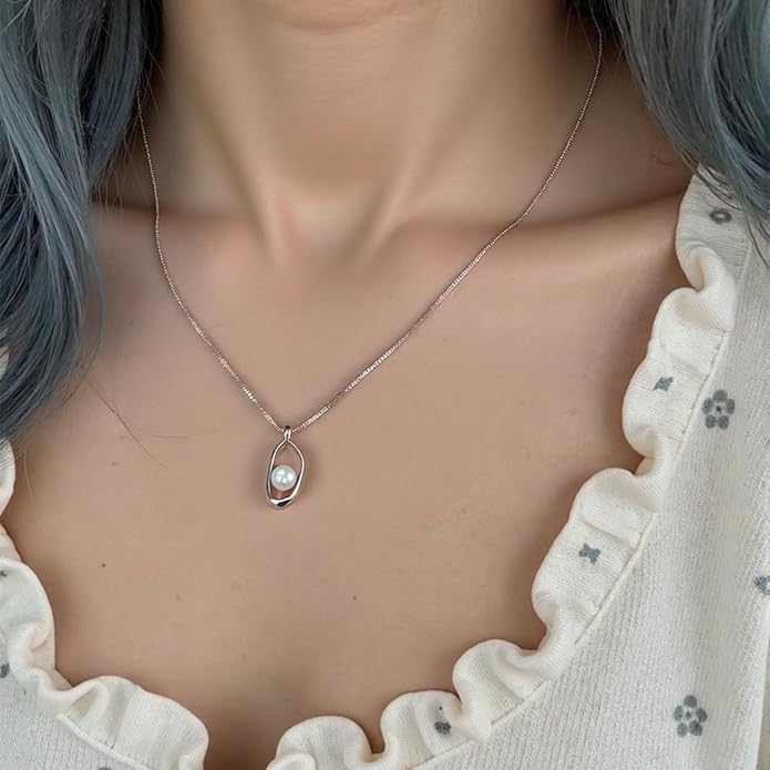 Pearl Necklaces for Women,Charm Choker Necklaces with Natural Freshwater Cultured Pearls,Dainty Pendants Necklaces Daily Wear or Fashion Gift for Women