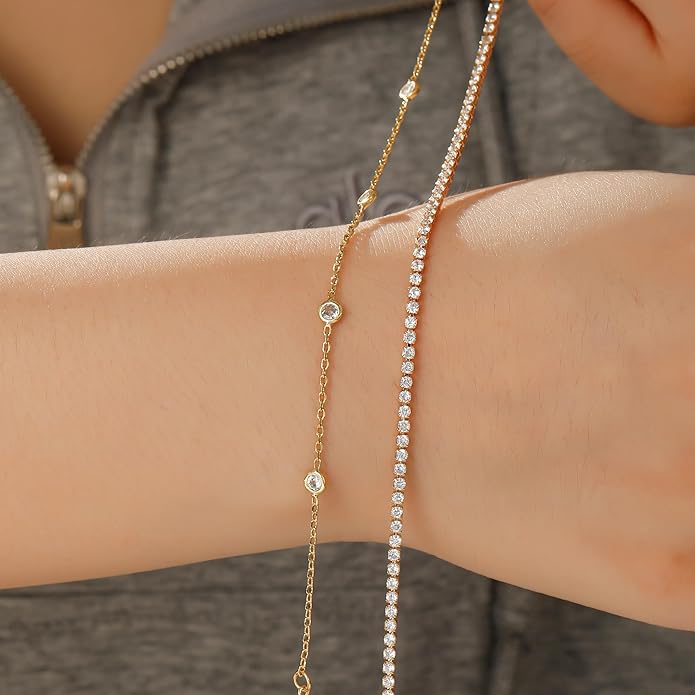 Ritach Ankle Bracelets for Women - Stainless Steel Silver/Gold Anklets for Women Waterproof Layered Cuban Link Figaro Chain Heart Anklets Set Summer Beach Jewelry Gifts