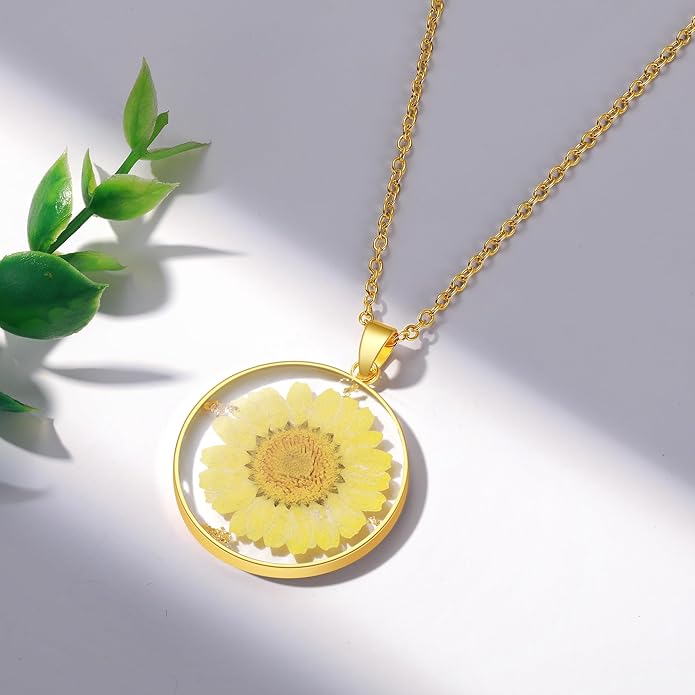 Forget-Me-Not and Queen Anne's Lace Pressed Wildflower Necklace | Birth Month Real Flower Necklace | Gold/Silver Pressed Flower Jewelry | Personalized Handmade Jewelry
