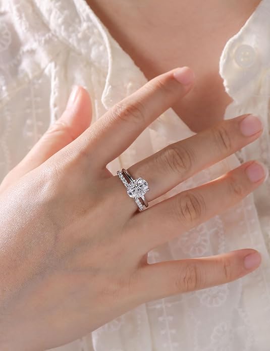 getlove 1.5-3ct Oval Moissanite Engagement Ring 18K White Gold Plated Solid Silver D-Color VVS1 Solitaire Promise Ring