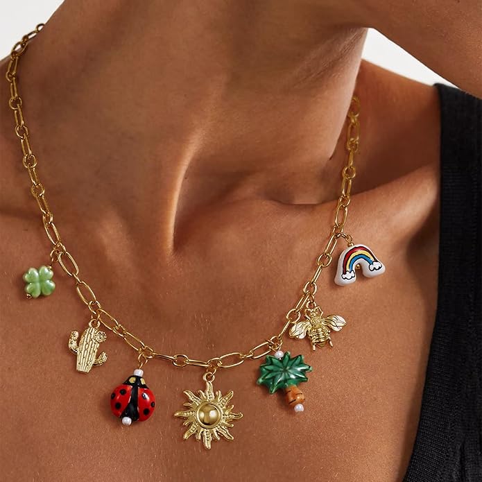 KissYan Charm Necklace for Women, 14K Gold Plated Heart Starfish Sun Pendant Fashion Link Chain Boho Summer Beach Jewelry Gifts