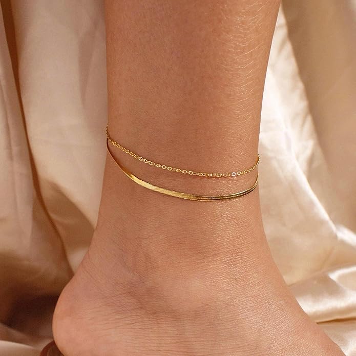 Ritach Ankle Bracelets for Women - Stainless Steel Silver/Gold Anklets for Women Waterproof Layered Cuban Link Figaro Chain Heart Anklets Set Summer Beach Jewelry Gifts