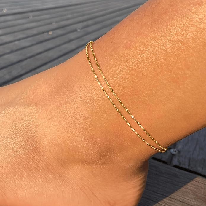 Ritach Ankle Bracelets for Women - Stainless Steel Silver/Gold Anklets for Women Waterproof Layered Cuban Link Figaro Chain Heart Anklets Set Summer Beach Jewelry Gifts