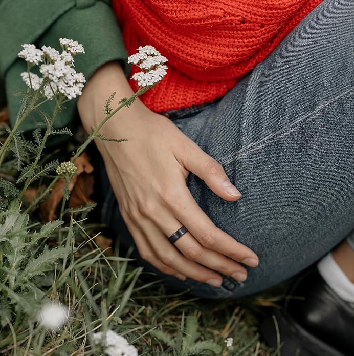 TIGRADE Titanium Rings 4MM 6MM 8MM 10MM Wedding Band in Comfort Fit Matte for Men Women Size 3-15