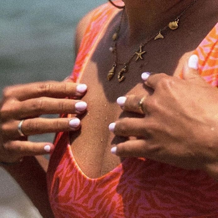 Initial Charm Necklace For Women Shell Letter Necklaces Gold Charms Pendant Boho Summer Seashell Beach 14k Starfish Surfer Jewelry Gifts