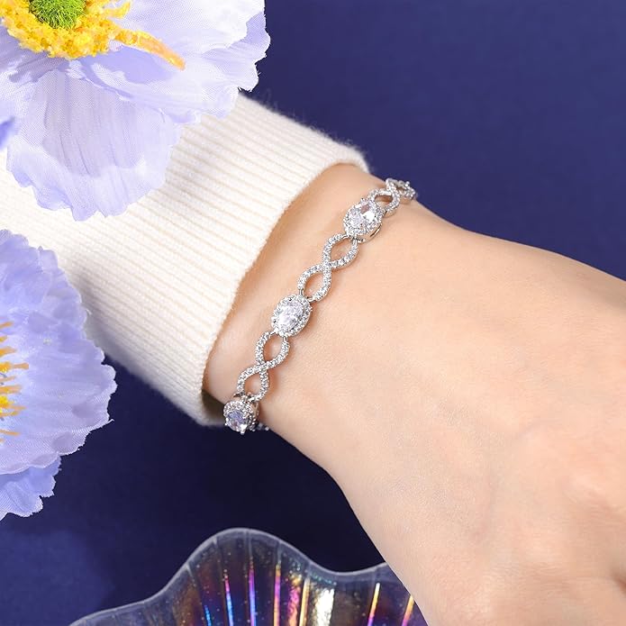 Infinity Heart Symbol Charm Link Knot Bracelet for Women Cubic Zirconia Bangle Crystal Love Bracelet Jewelry Anniversary Jewelry Christmas Birthday Gifts for Women Wife Girlfriend Her