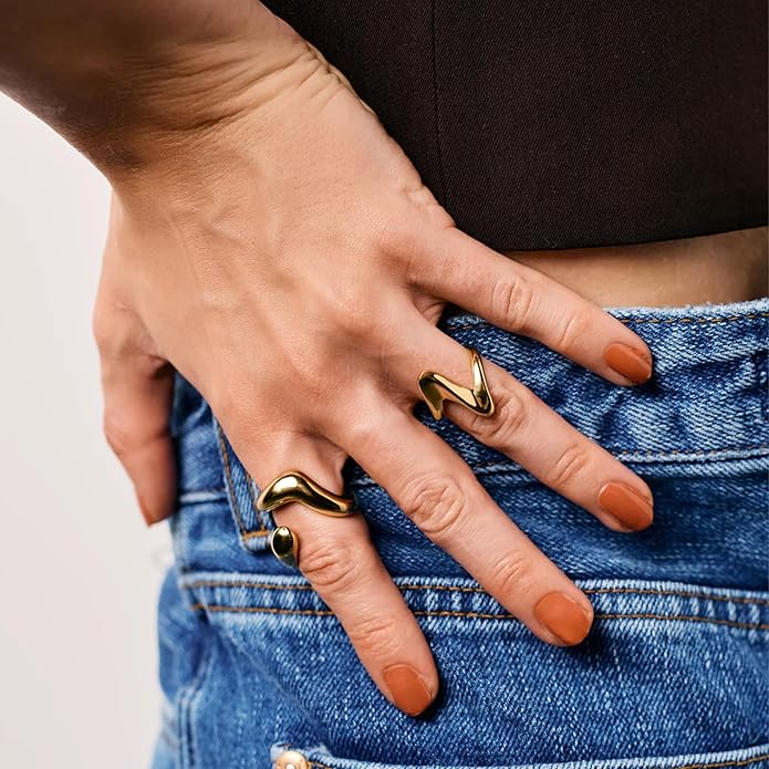 Hey Harper Gold Ring for Women - Gold Plated Stacking Waterproof & Sweatproof Jewerly Ring - Everday Non Tarnish Cute Fashion Circle Rings